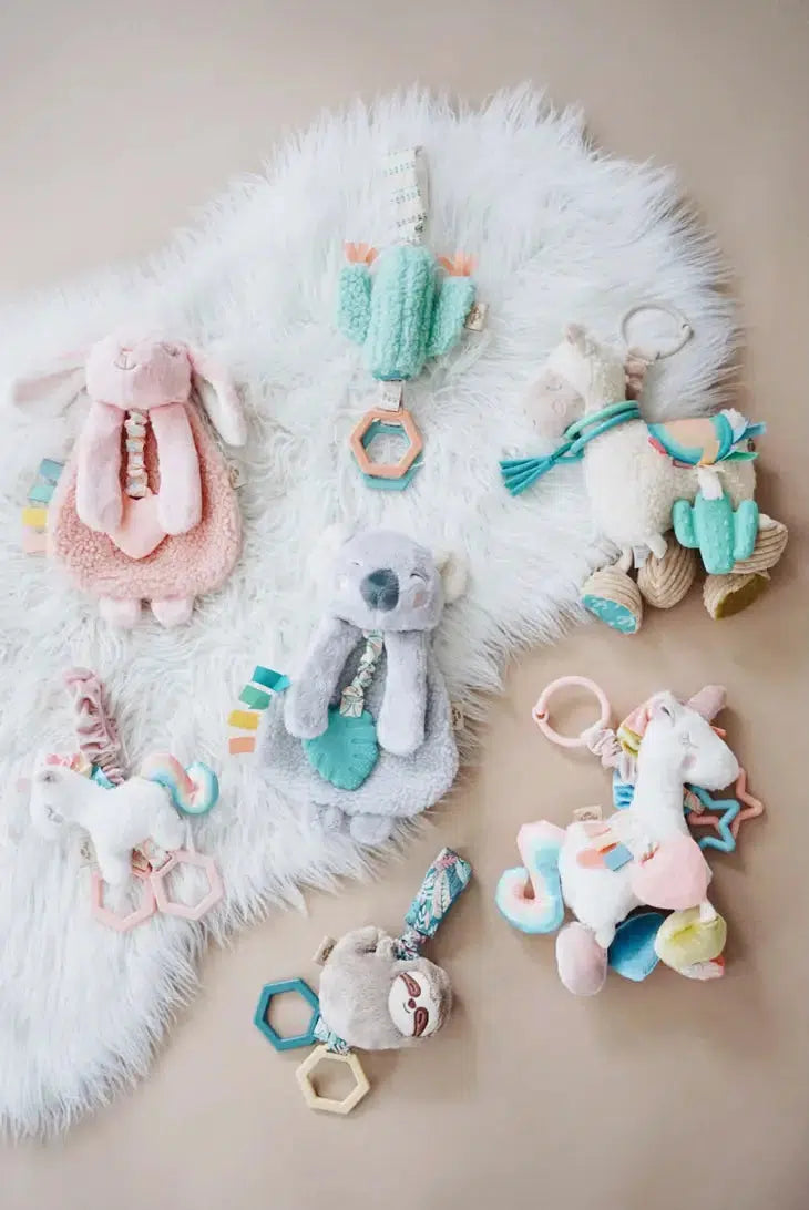 Itzy Friends Link & Love Activity Plush with Teether Toy-Baby Gifts, Gifts, llama, misc, Miscellaneous, Plush, Silicone Teether, Teether, Unicorn-[option4]-[option5]-[option6]-Bella Bliss Boutique in Texas