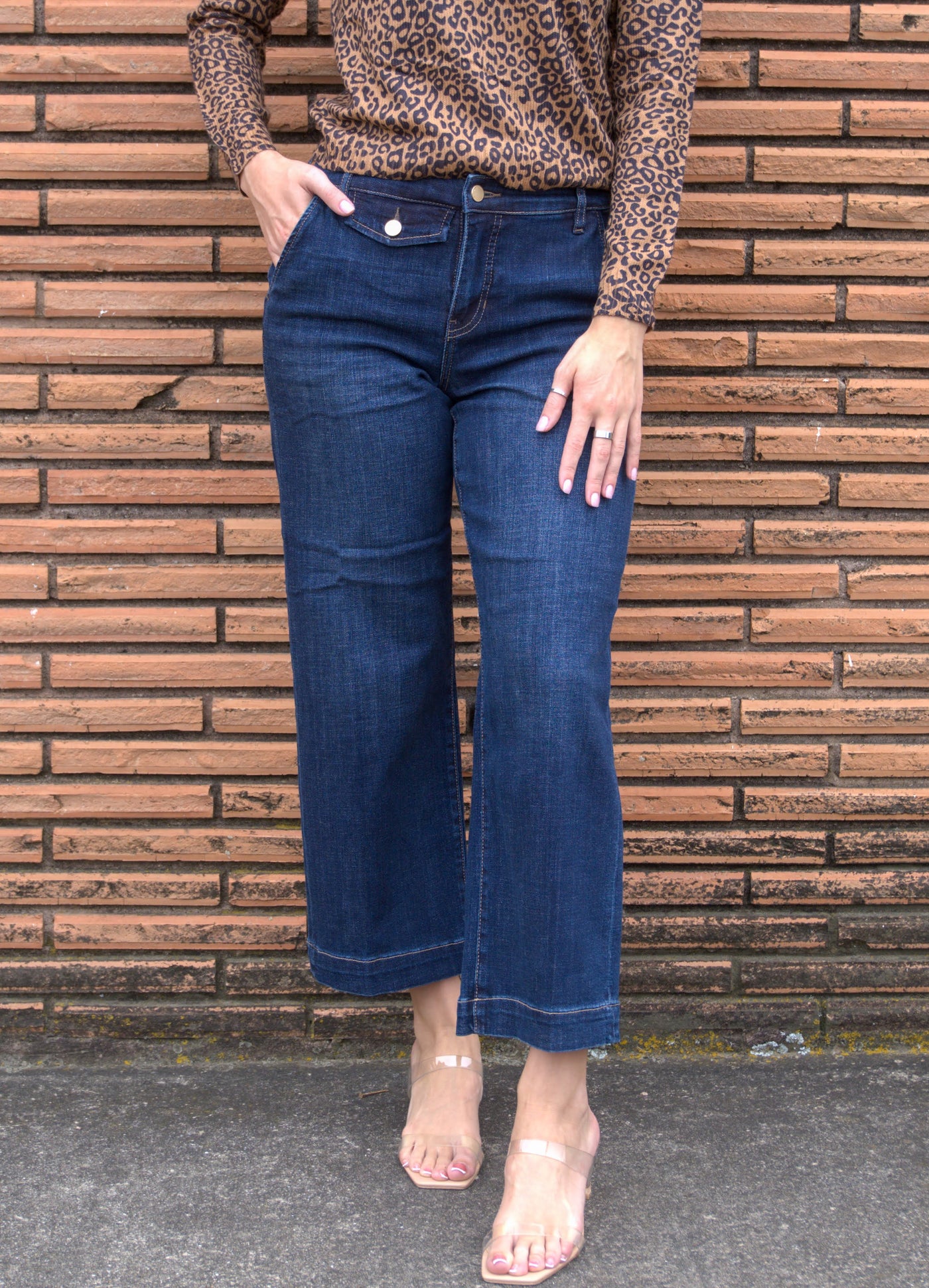 Liverpool Stride Wide Leg Pants-27" Inseam,Albany,Bottoms,clothing,Wide Leg,Women,women's-[option4]-[option5]-[option6]-Bella Bliss Boutique in Texas